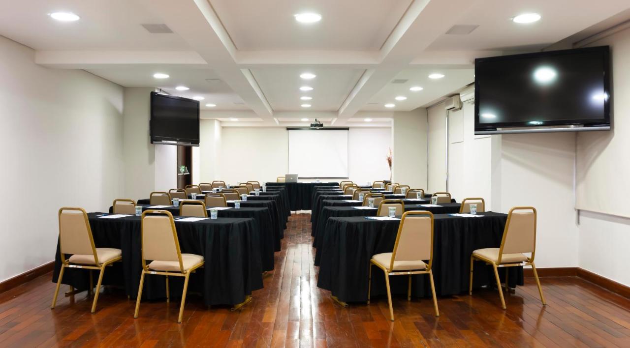 B&B Hotel Uberlandia Hotel